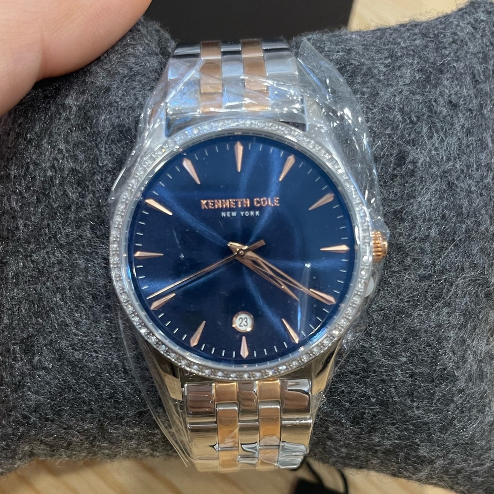 Kenneth Cole - Womens watch